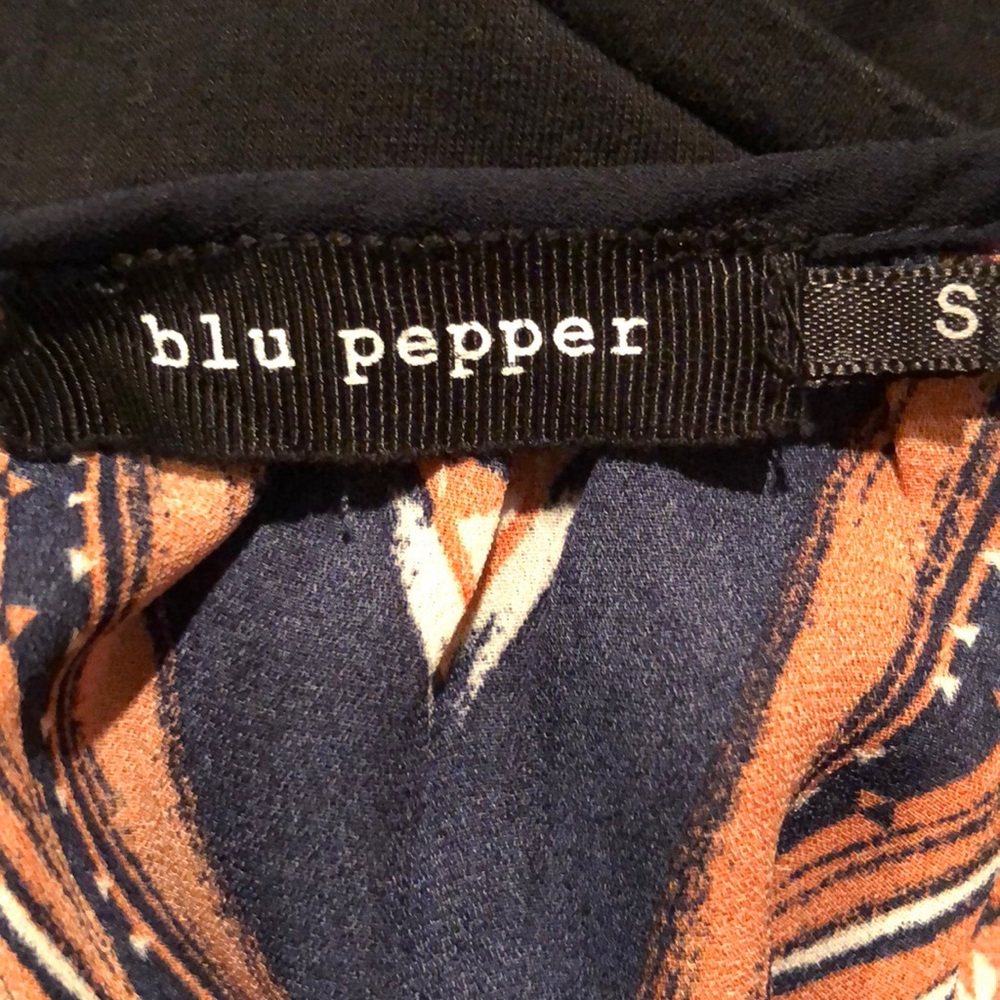 Blu Pepper Tunic Small - Picture 4 of 4